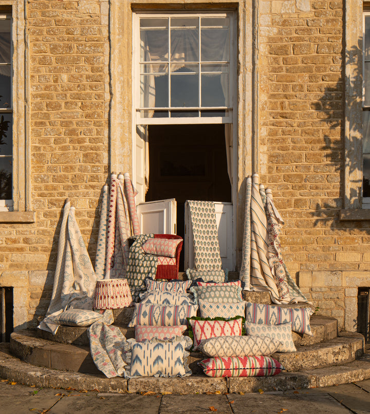 HOME COLLECTION - BOWMONT LARGE SCALE