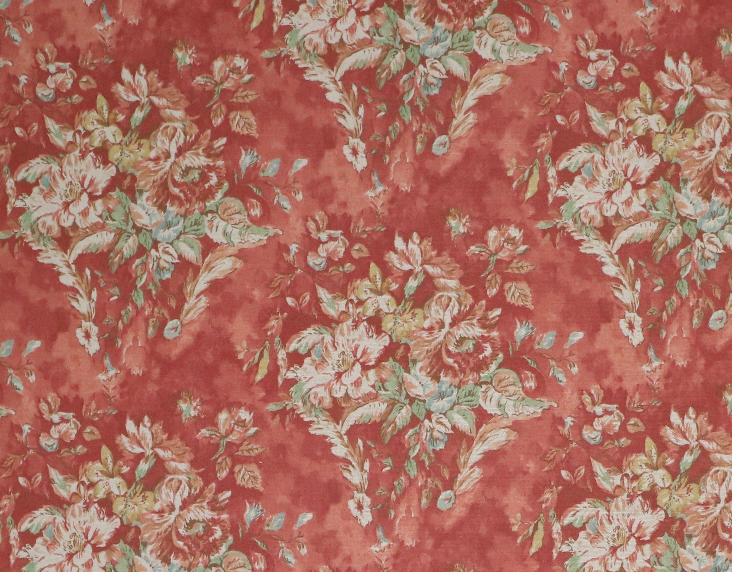 MAISON FLEURIE - BAYFORD CHINTZ RASPBERRY
