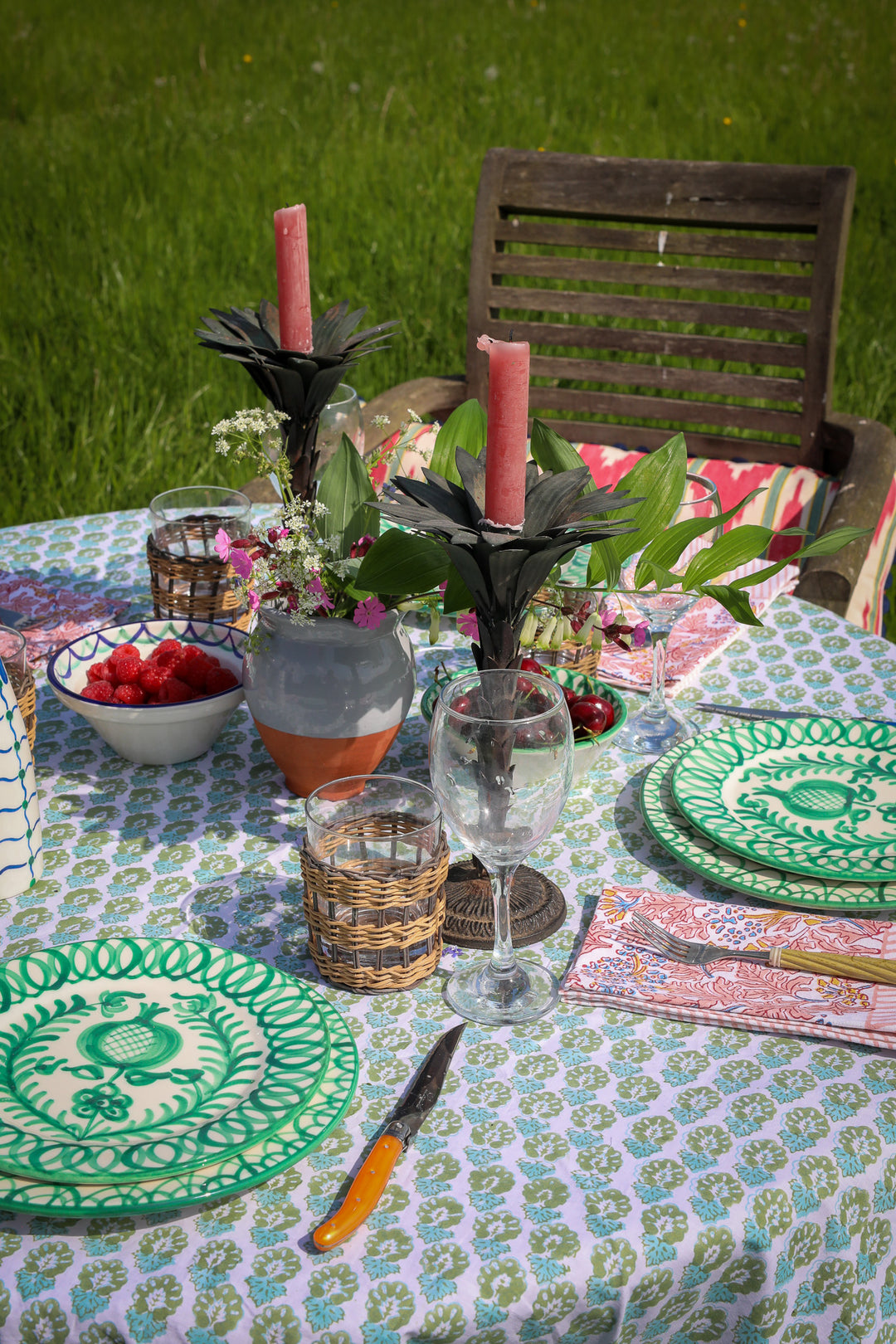 NELLIE TABLECLOTH IN GREEN