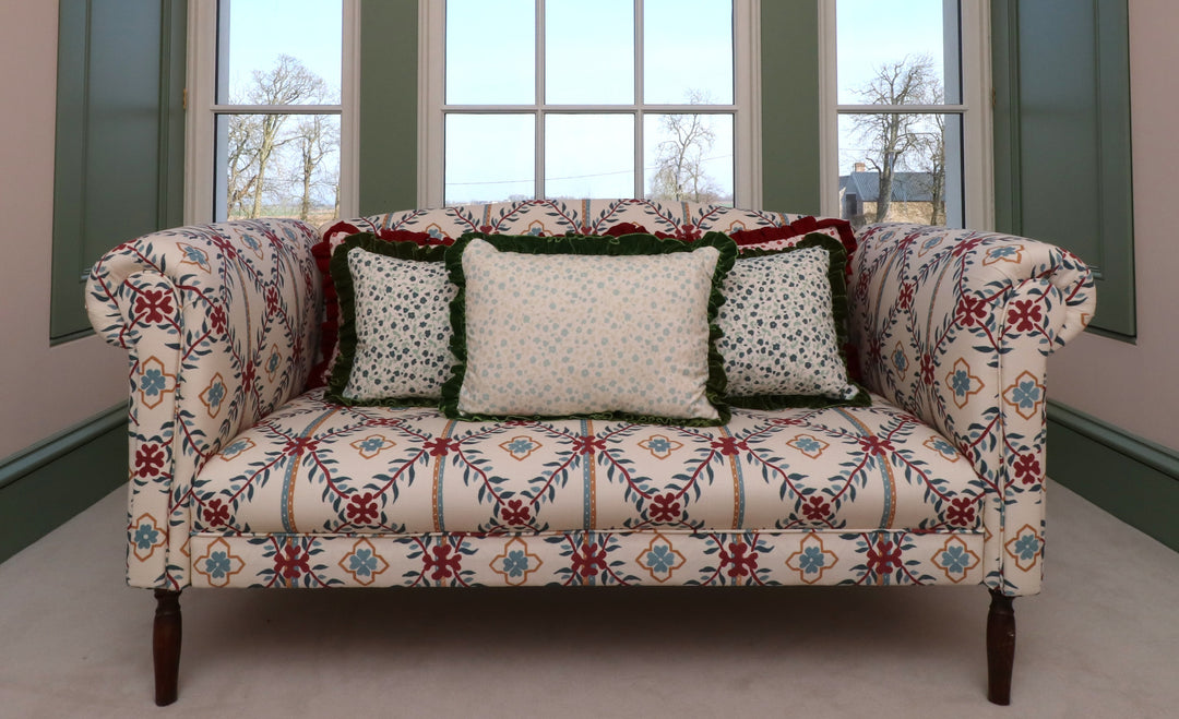 RUFFLE CUSHION  - BLOSSOM PALE SAGE