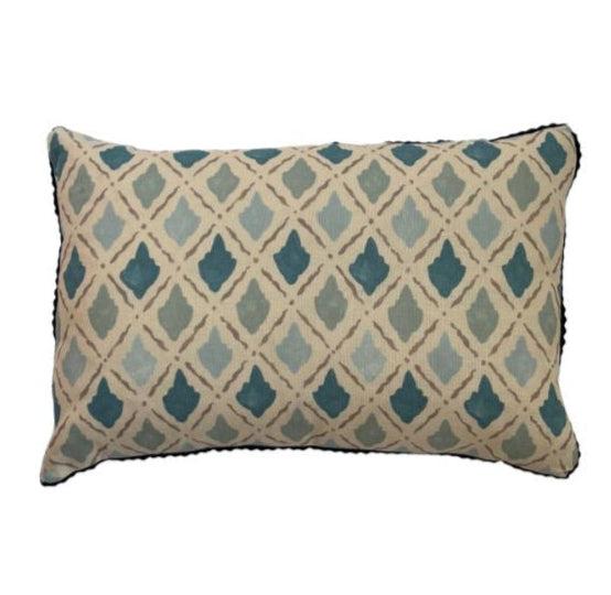 LEADER CHEVRON BLUE CUSHION WITH NAVY TRIM