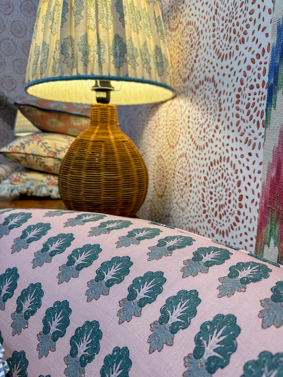 HOME COLLECTION - BOWMONT PINE ON PINK - NEW