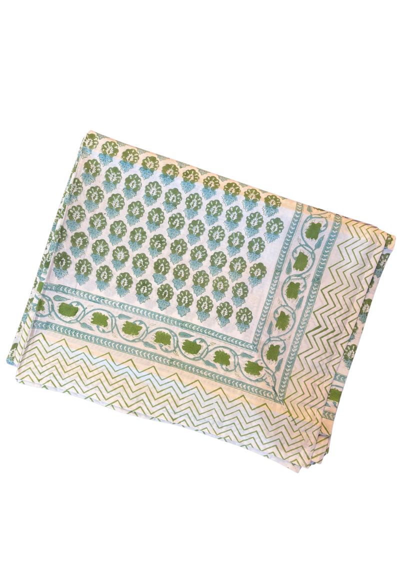 NELLIE TABLECLOTH IN GREEN