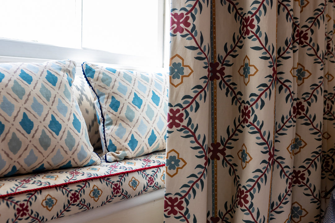 HOME COLLECTION - WINNIE'S ARBOUR SMALL SCALE DARK