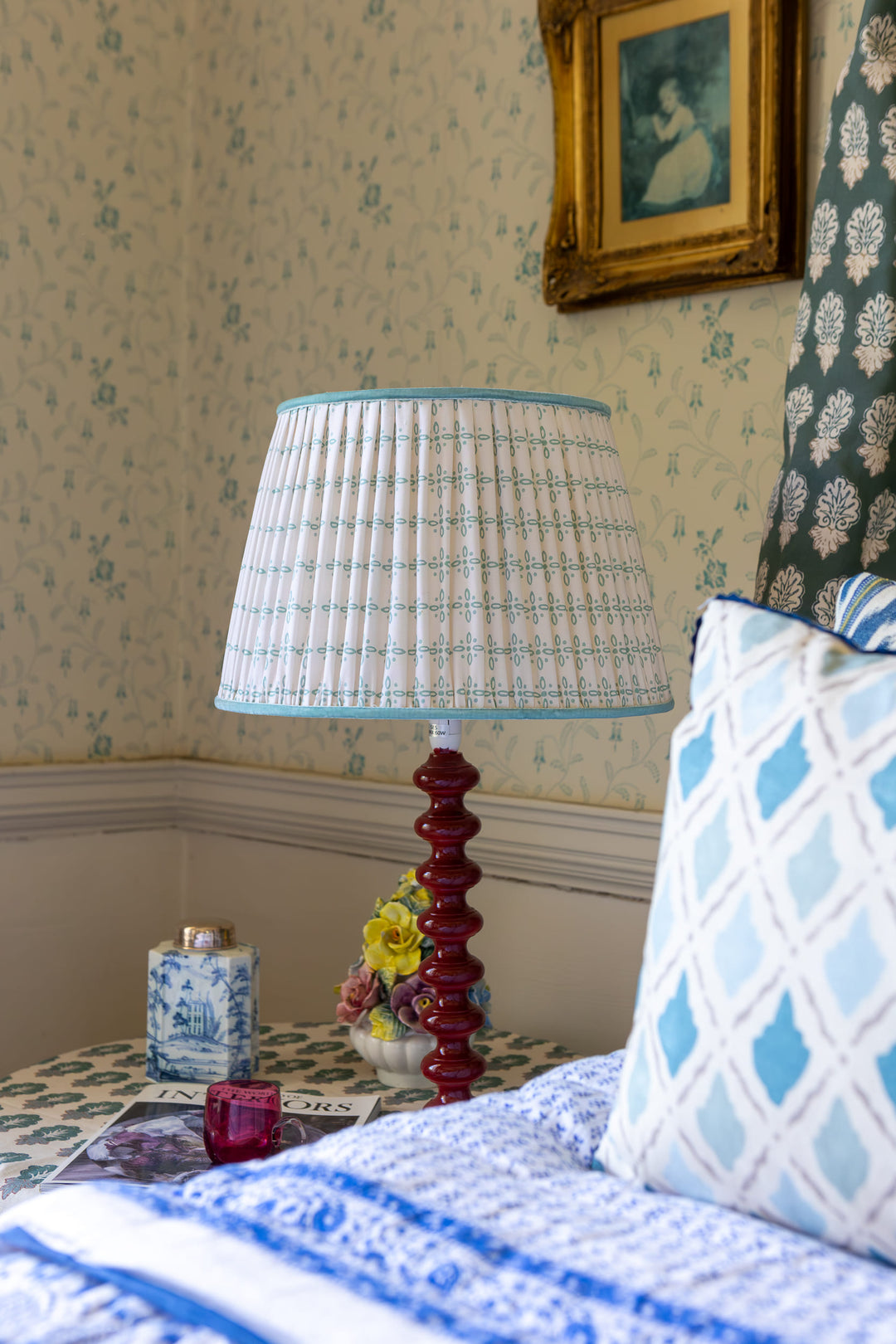 HOME COLLECTION - MARY'S CROSS