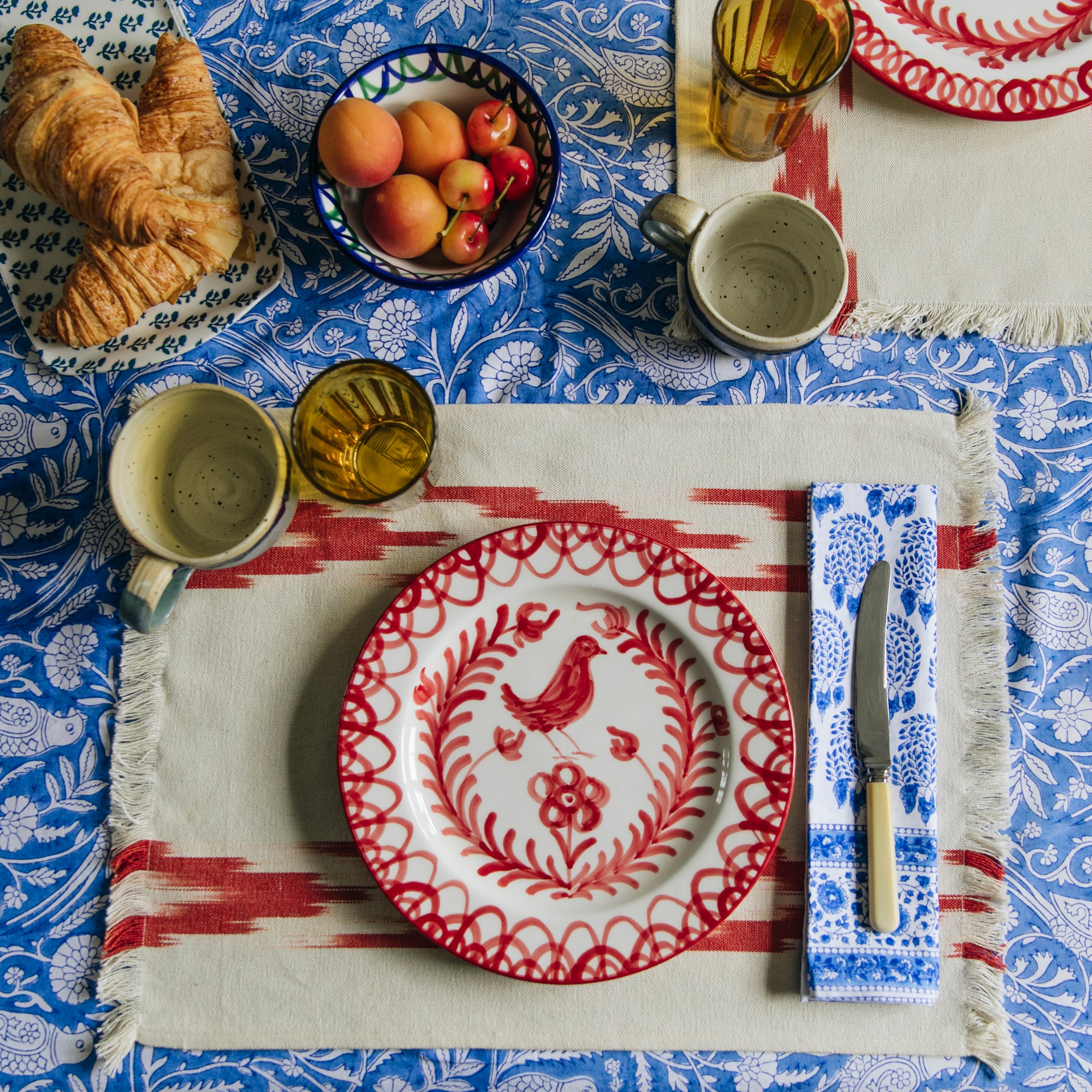 FABRIC PLACEMAT - CREAM WITH TERRACOTTA IKAT CHEVRON
