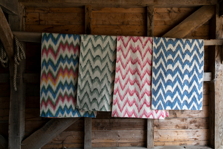 BUJOSA FABRIC - FLAMESTITCH PINK