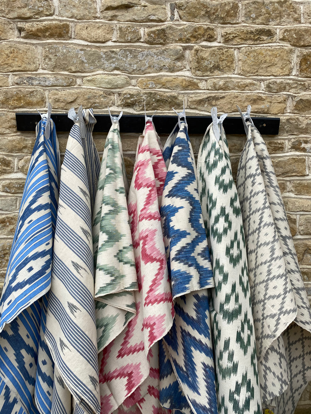 BUJOSA FABRIC - OAK GREEN LARGE CHEVRON