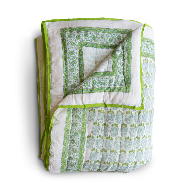 BUMBLE QUILT IN GREEN