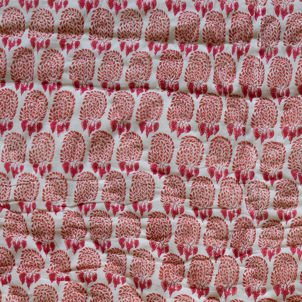 BUMBLE QUILT IN PINK