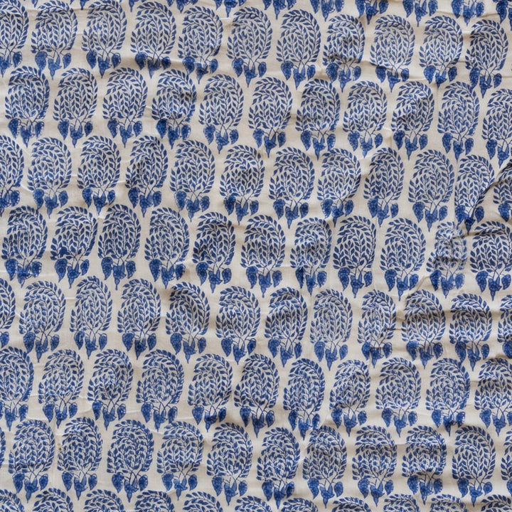 BUMBLE QUILT IN BLUE