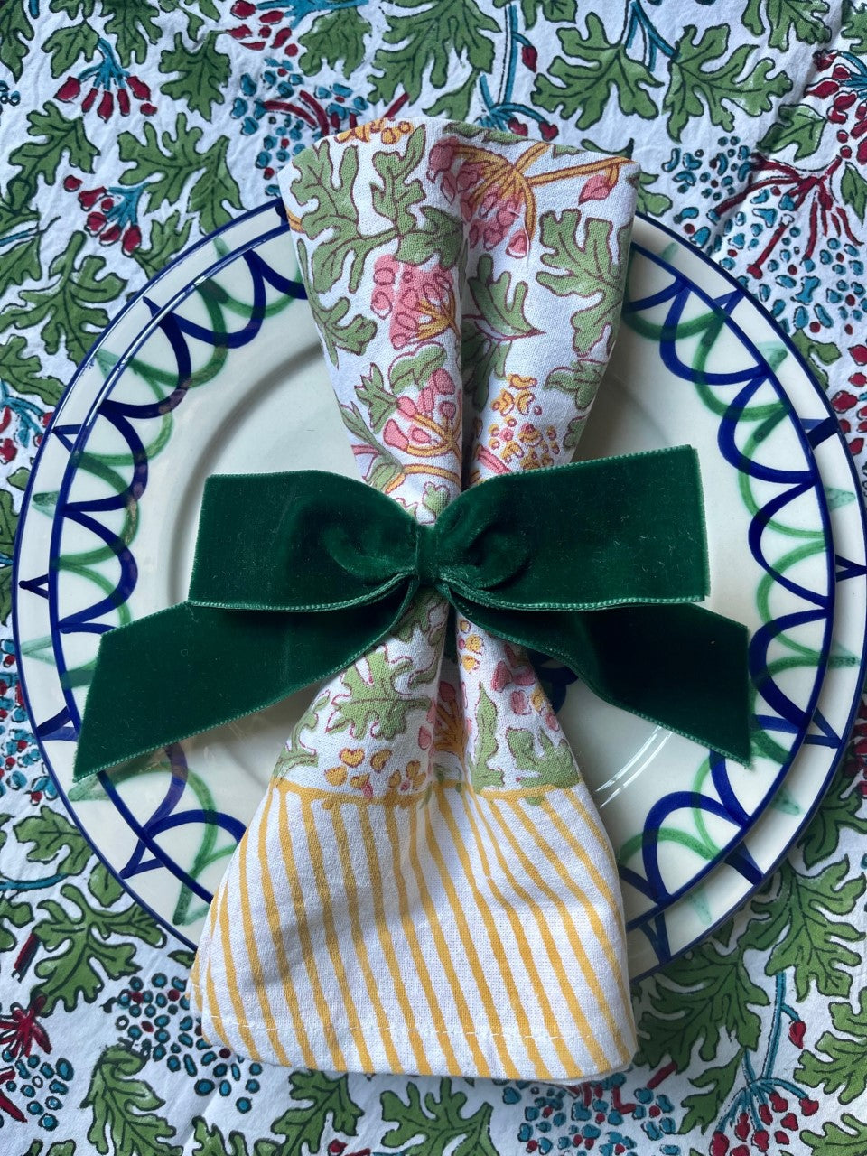 NAPKINS AND BOWS - block printed large cotton napkins and velvet bows ...