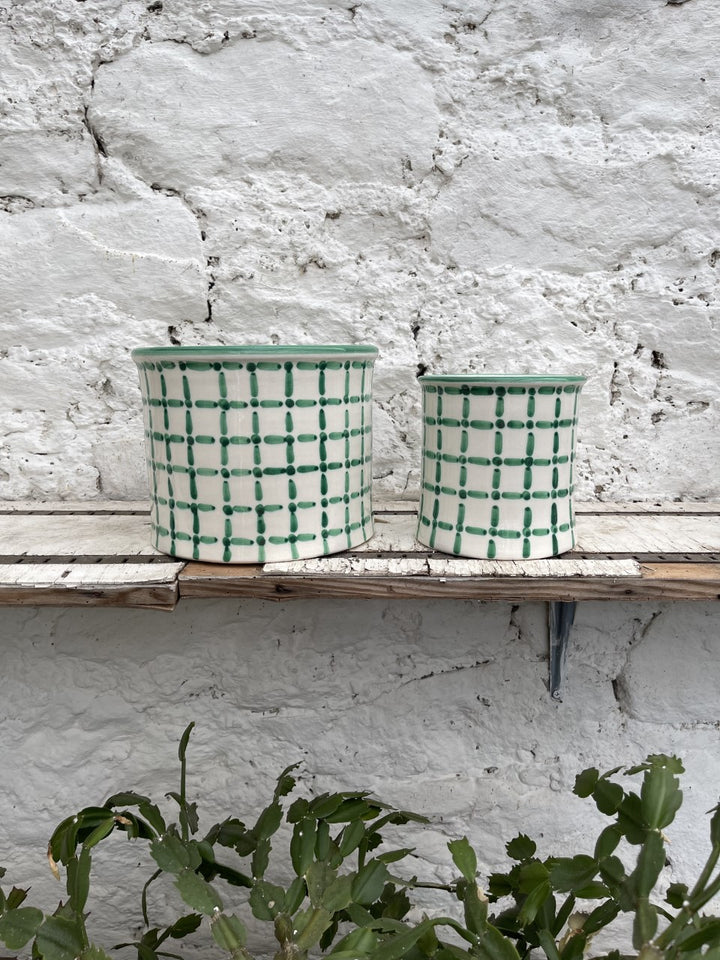 MEDIUM FLOWER POT - DASH DOT JUST GREEN