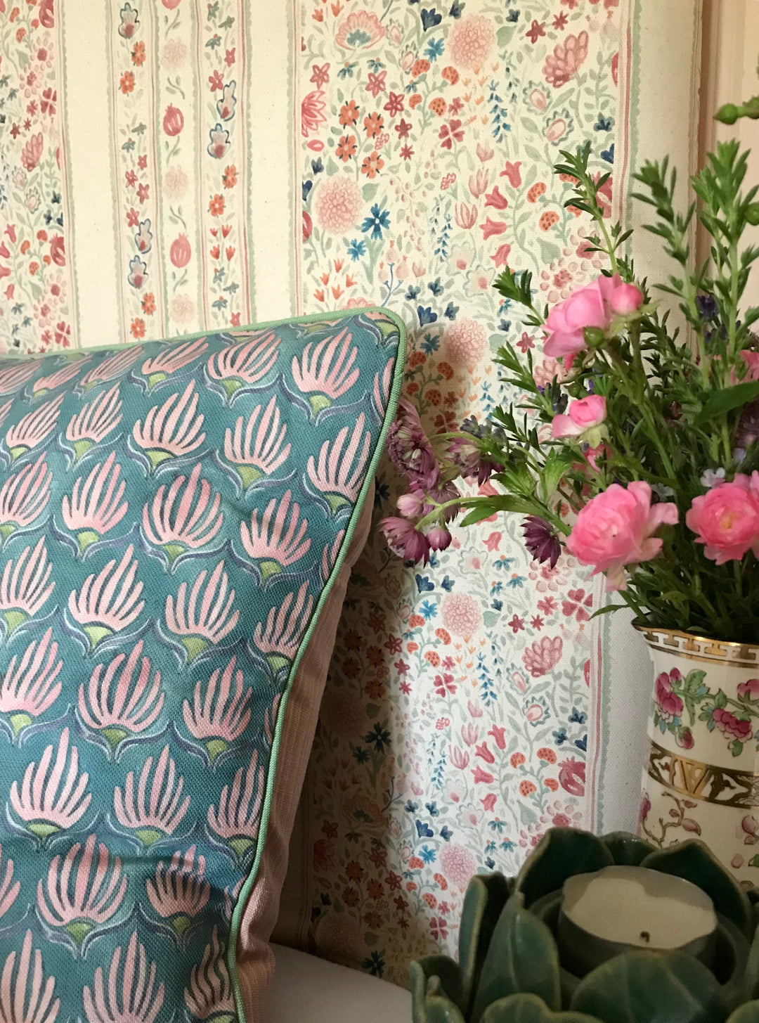 PARDIS COLLECTION - TULIPS JADE