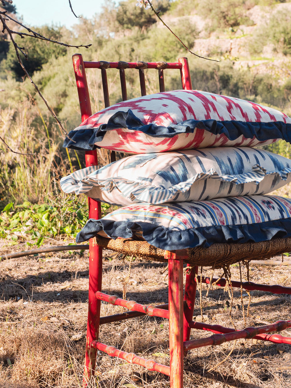 DEIA CUSHION - THE MEWS x GLORIA GONZALEZ