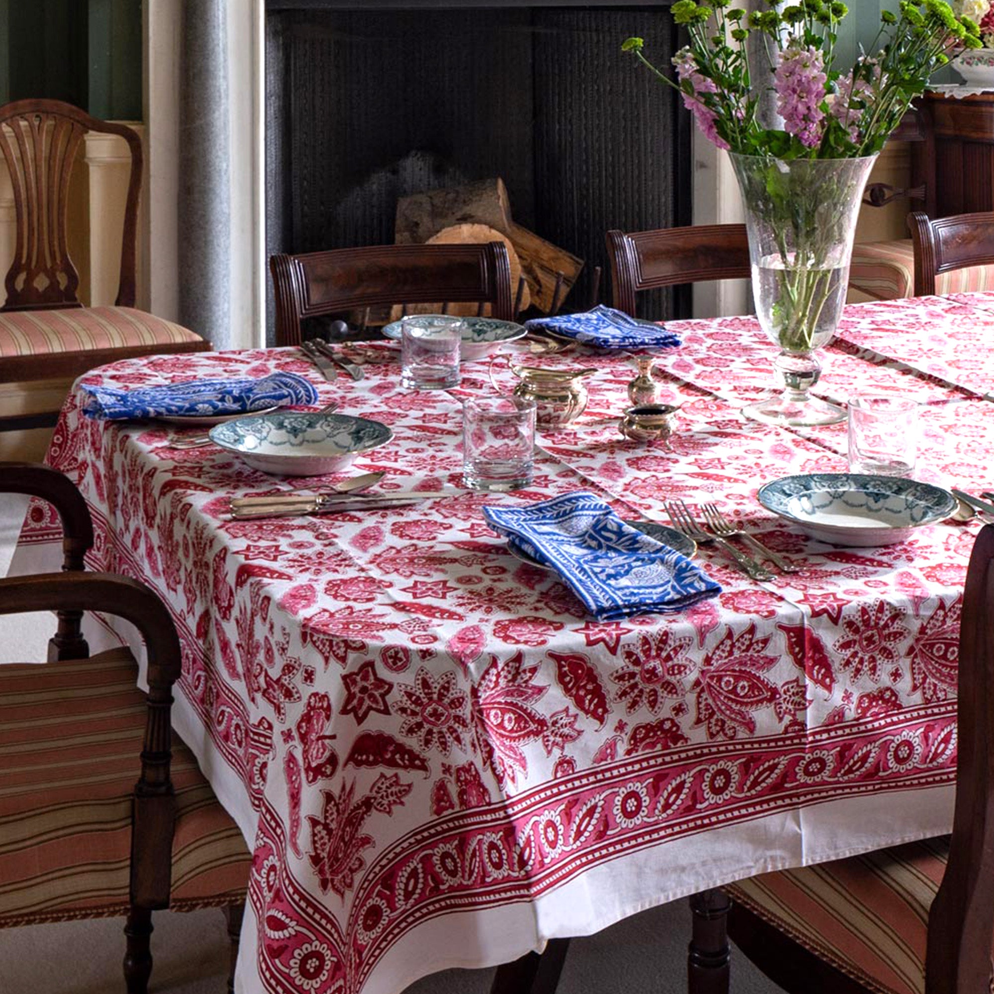 ROBERTA JAL TABLECLOTH IN RED
