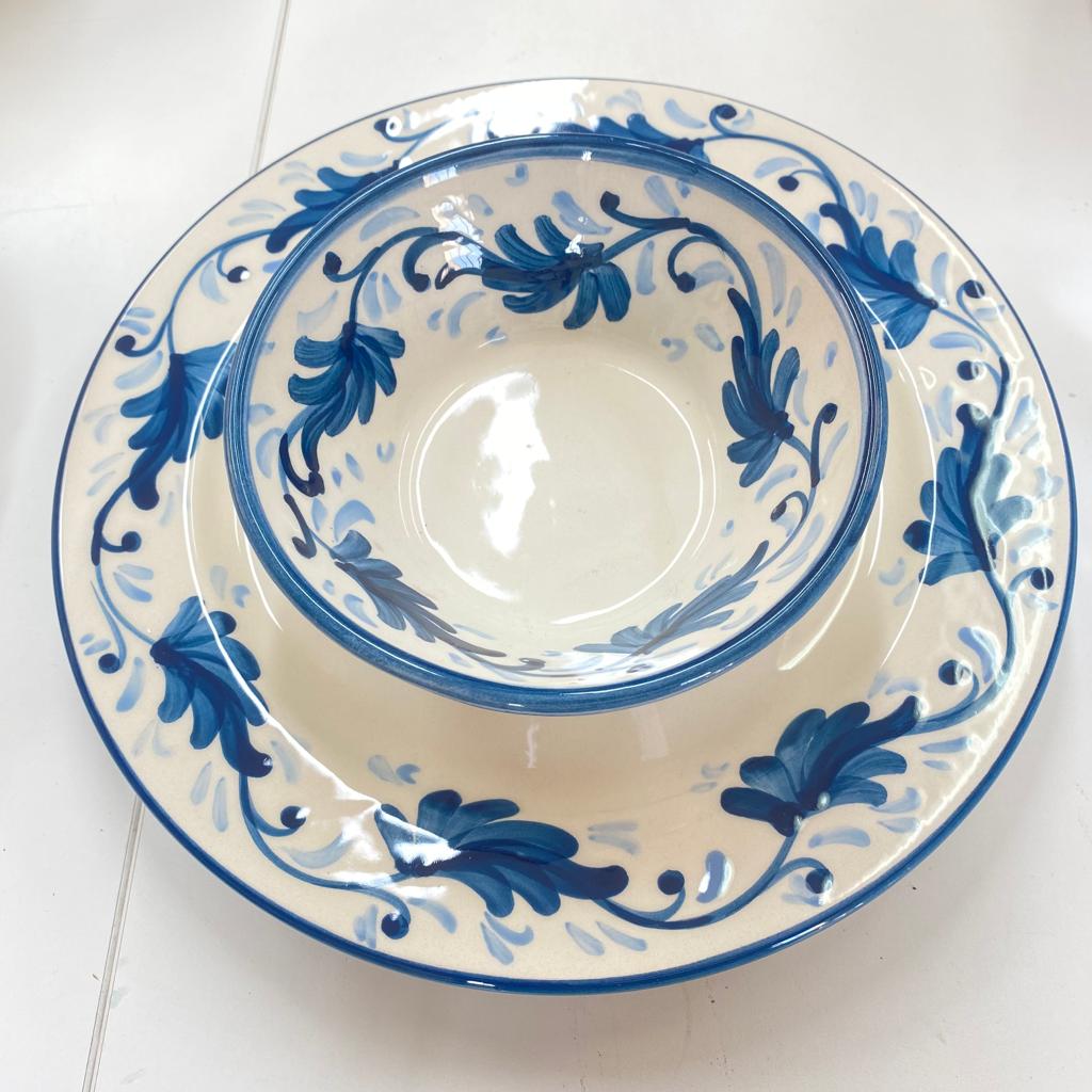 DINNER PLATE - INDIGO FLOWER