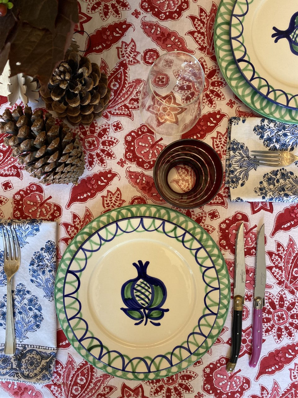 SIDE PLATE - POMEGRANATE WITH SCALLOP EDGE